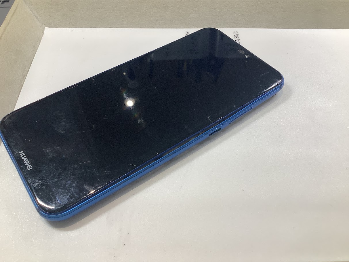 HUAWEIのバッテリー交換ならデータをそのまま・最短即日修理のスマホ修理工房港北TOKYU S.C.店へ